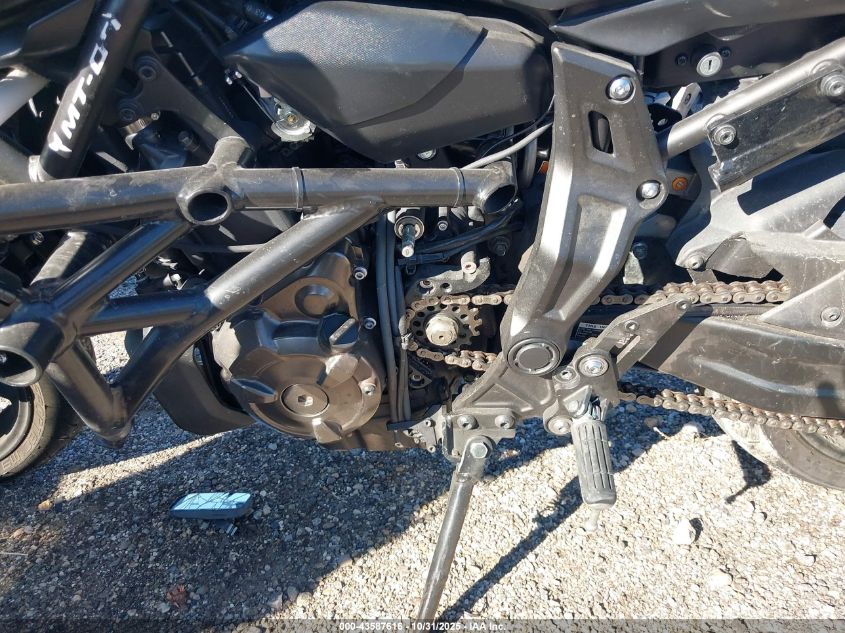 2019 Yamaha Mt07 VIN: JYARM27E3KA004125 Lot: 43587616
