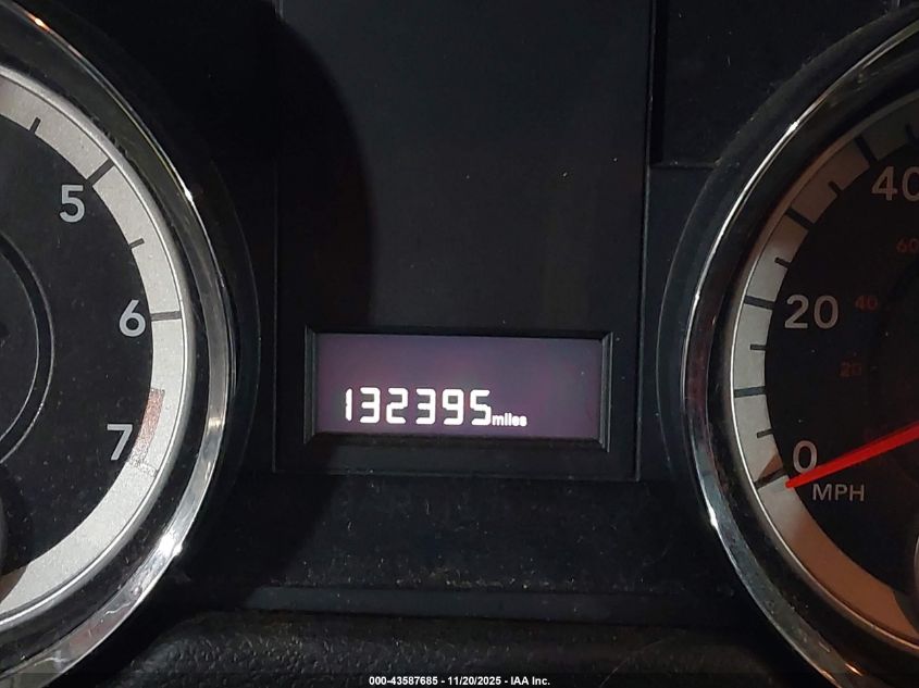 2013 Dodge Grand Caravan Sxt VIN: 2C4RDGCG5DR795409 Lot: 43587685