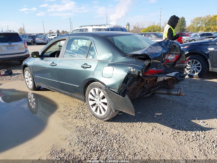 1HGCM564X5A158213 2005 HONDA ACCORD photo no. 3