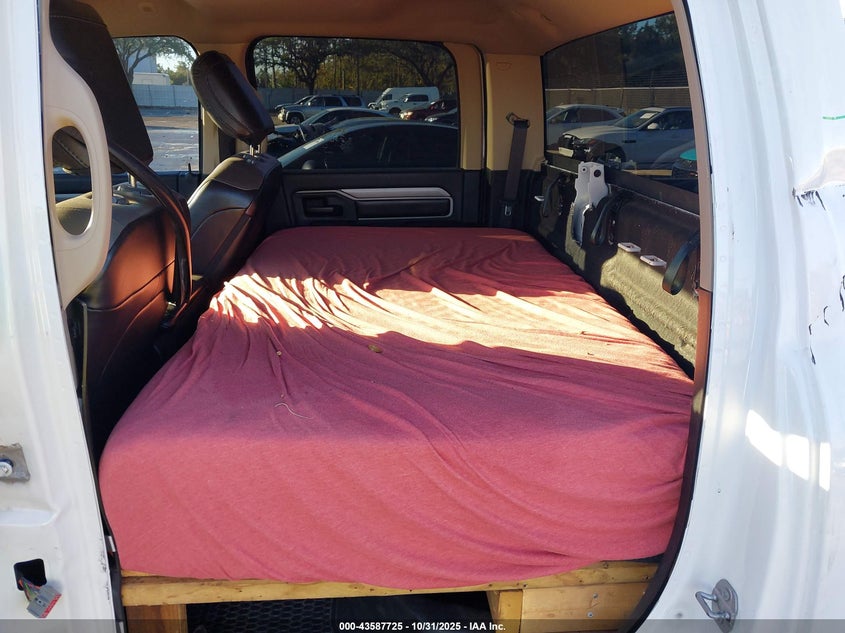 2020 Ram 3500 Tradesman 4X4 8' Box VIN: 3C63RRGL1LG155249 Lot: 43587725