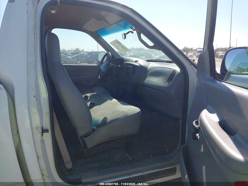 1998 Ford F-150 Standard/Xl/Xlt VIN: 1FTZF1728WKC10099 Lot: 43587756