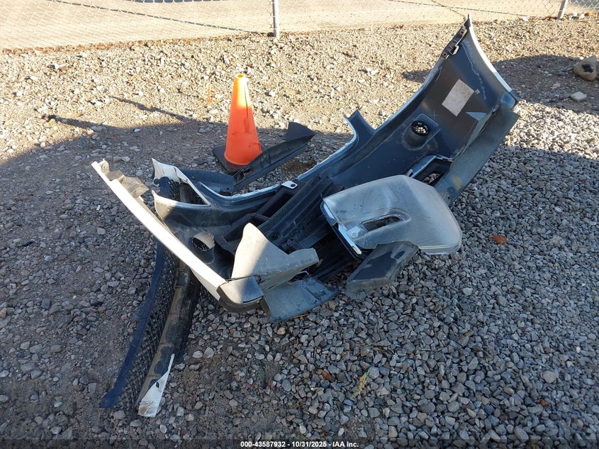 2007 Chevrolet Equinox Ls VIN: 2CNDL13FX76119590 Lot: 43587932