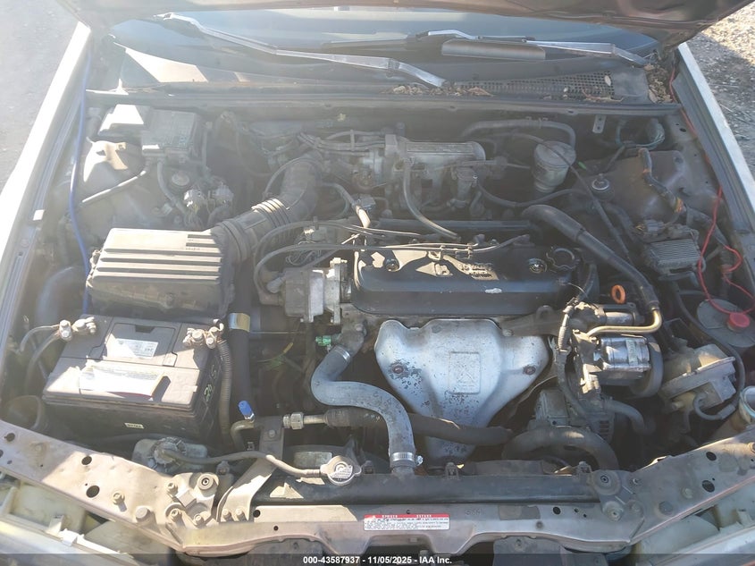 1992 Honda Accord Lx VIN: 1HGCB7658NA187994 Lot: 43587937