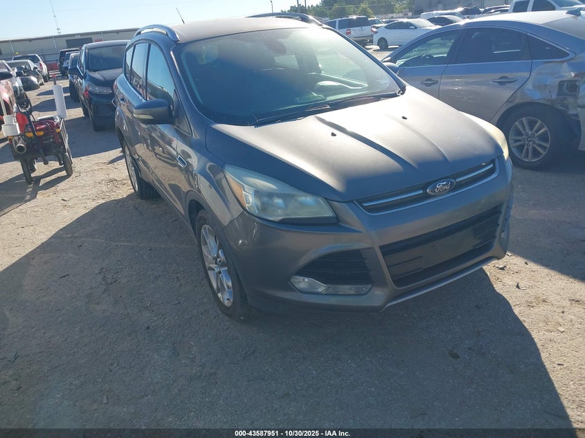 FORD ESCAPE TITANIUM