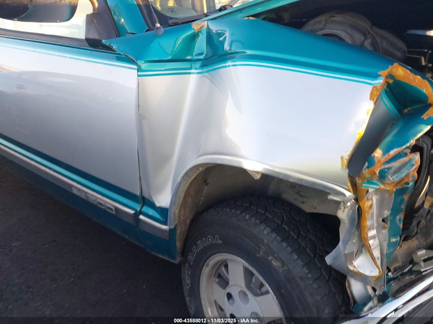 1994 GMC Sierra C1500 VIN: 1GTEC14K4RE537615 Lot: 43588012