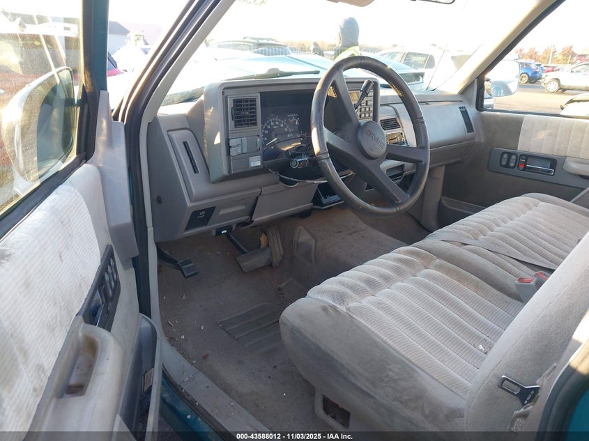 1994 GMC Sierra C1500 VIN: 1GTEC14K4RE537615 Lot: 43588012