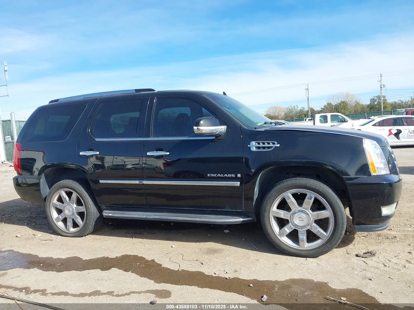 2007 Cadillac Escalade Standard VIN: 1GYFK63887R350680 Lot: 43588103