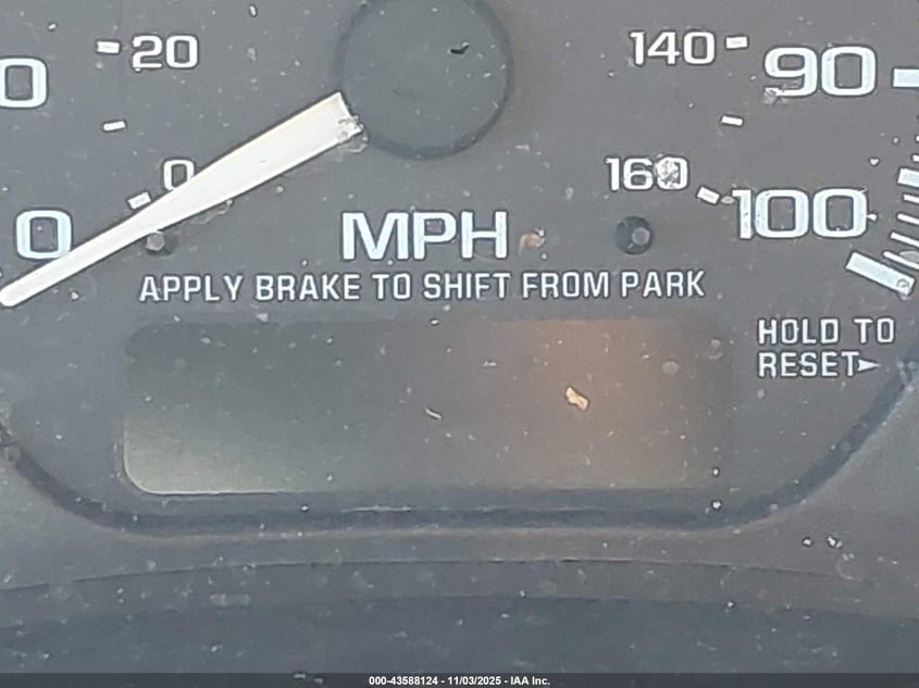 2002 GMC Yukon Slt VIN: 1GKEC13Z72R197961 Lot: 43588124