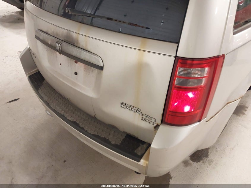 2010 Dodge Grand Caravan Sxt VIN: 2D4RN5D13AR201510 Lot: 43588215