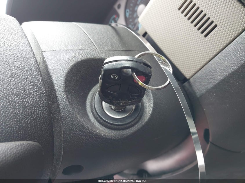 2010 Mercury Mariner VIN: 4M2CN9B75AKJ15819 Lot: 43588237