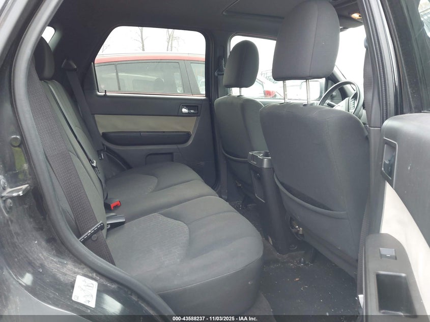 2010 Mercury Mariner VIN: 4M2CN9B75AKJ15819 Lot: 43588237