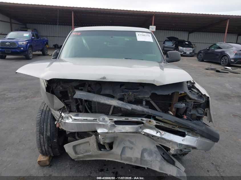 2004 Chevrolet Silverado 1500 Ls VIN: 2GCEC19VX41197755 Lot: 43588258