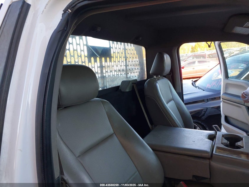 2017 Ford F-250 Xl VIN: 1FTBF2A67HEE50412 Lot: 43588259