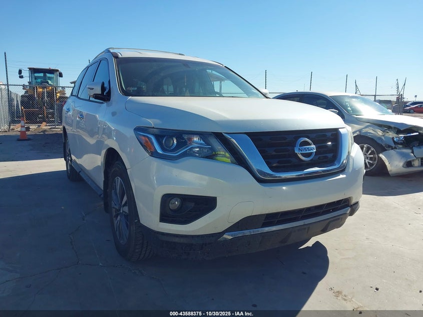 NISSAN PATHFINDER SV