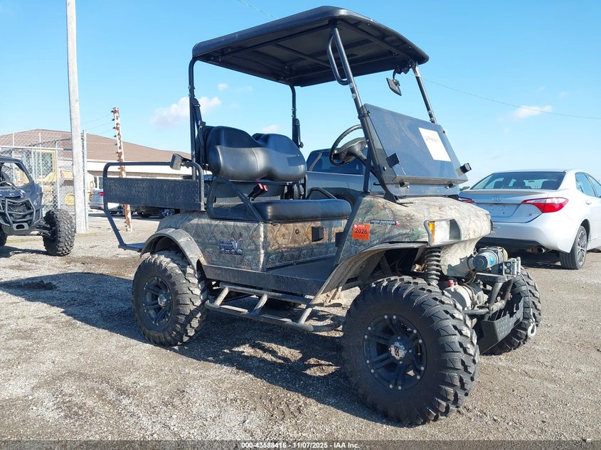 2017 HUNTV HUNTV - 1MHLD42B4HF861506