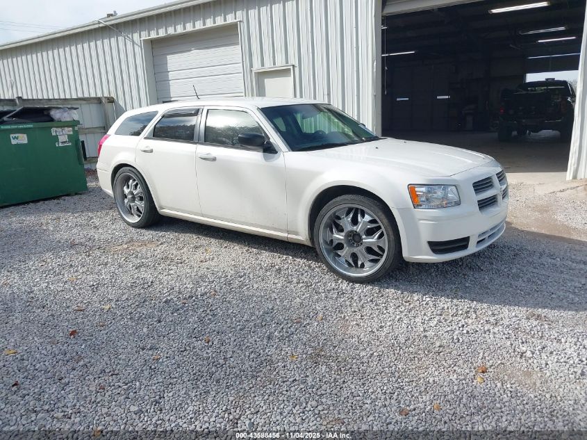 2D4FV47T48H223428 DODGE MAGNUM Photo 1
