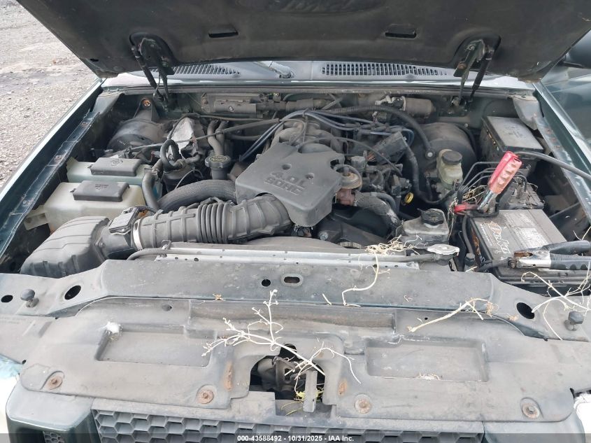 2003 Ford Explorer Sport Trac Xls/Xlt VIN: 1FMZU77E13UB19884 Lot: 43588492