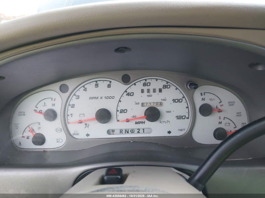 2003 Ford Explorer Sport Trac Xls/Xlt VIN: 1FMZU77E13UB19884 Lot: 43588492