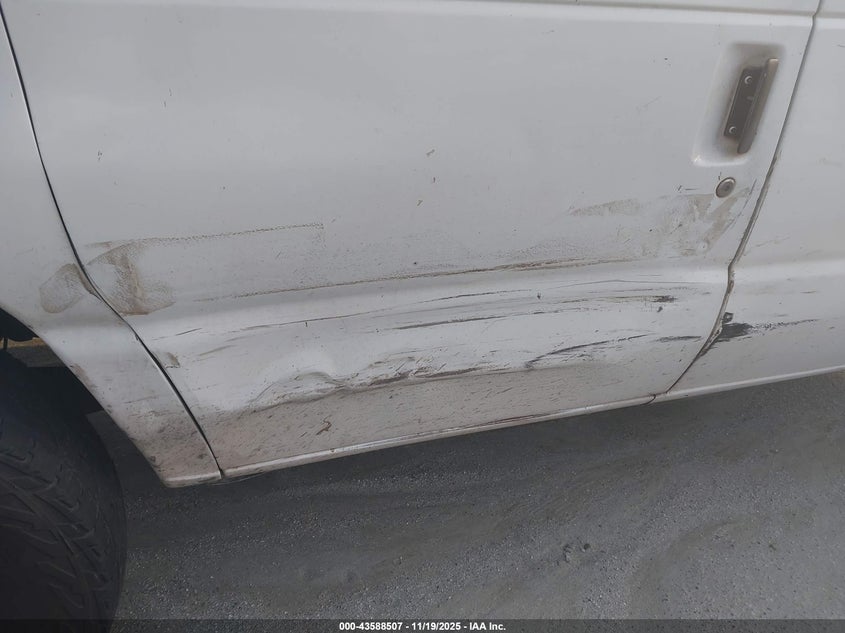 2001 Ford E-350 Super Duty Commercial/Recreational VIN: 1FTSS34L61HA54298 Lot: 43588507