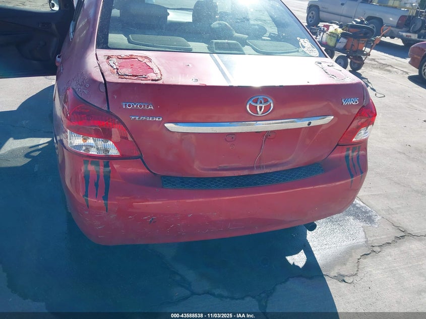2008 Toyota Yaris VIN: JTDBT923884035305 Lot: 43588538