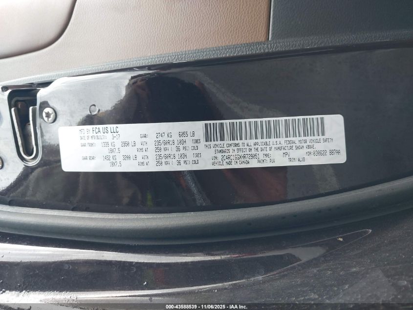 2017 Chrysler Pacifica Limited VIN: 2C4RC1GGXHR729051 Lot: 43588539