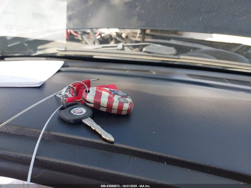 2005 Cadillac Escalade Esv Platinum Edition VIN: 3GYFK66N85G141762 Lot: 43588573