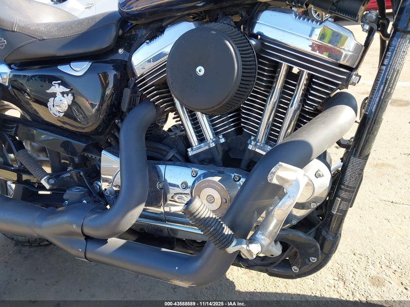 2014 Harley-Davidson Xl1200 C VIN: 1HD1CT313EC416839 Lot: 43588589