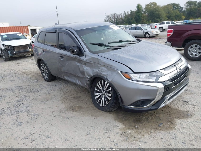 MITSUBISHI OUTLANDER ES 2.4