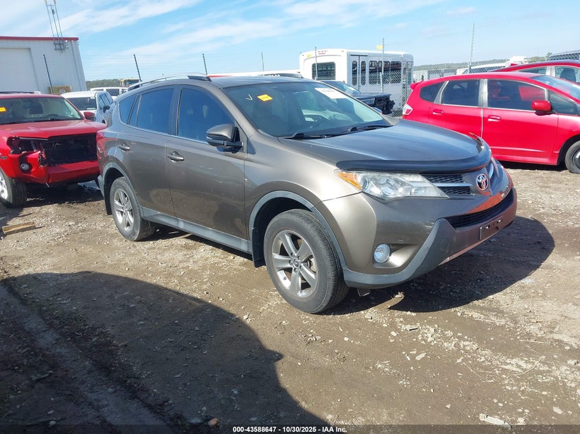 TOYOTA RAV4 XLE