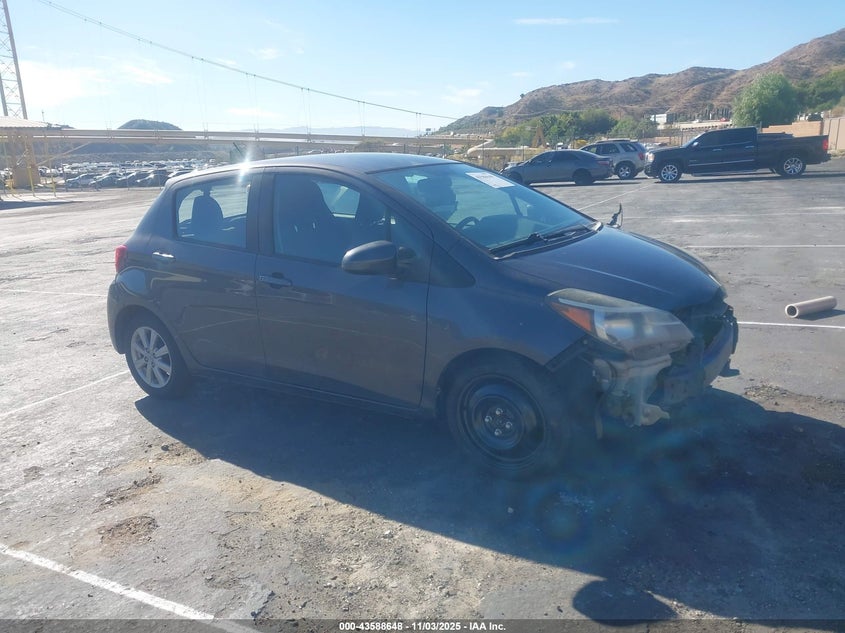 2015 TOYOTA YARIS LE - VNKKTUD31FA036804
