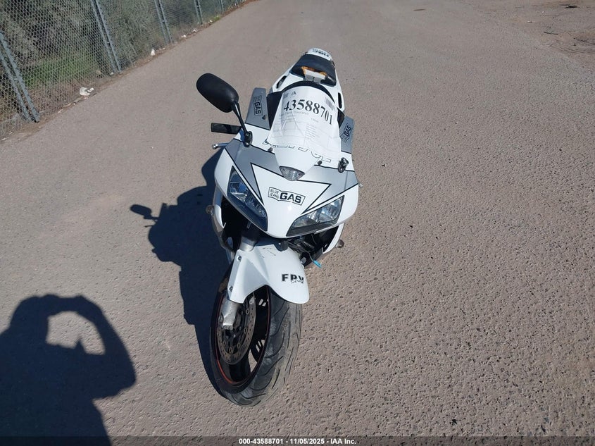 JH2PC37013M007119 2003 HONDA CBR photo no. 5