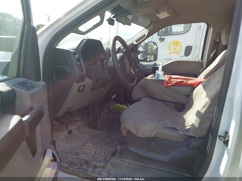 2022 Ford F-550 Chassis Xl VIN: 1FD0W5HT7NEF66088 Lot: 43588705