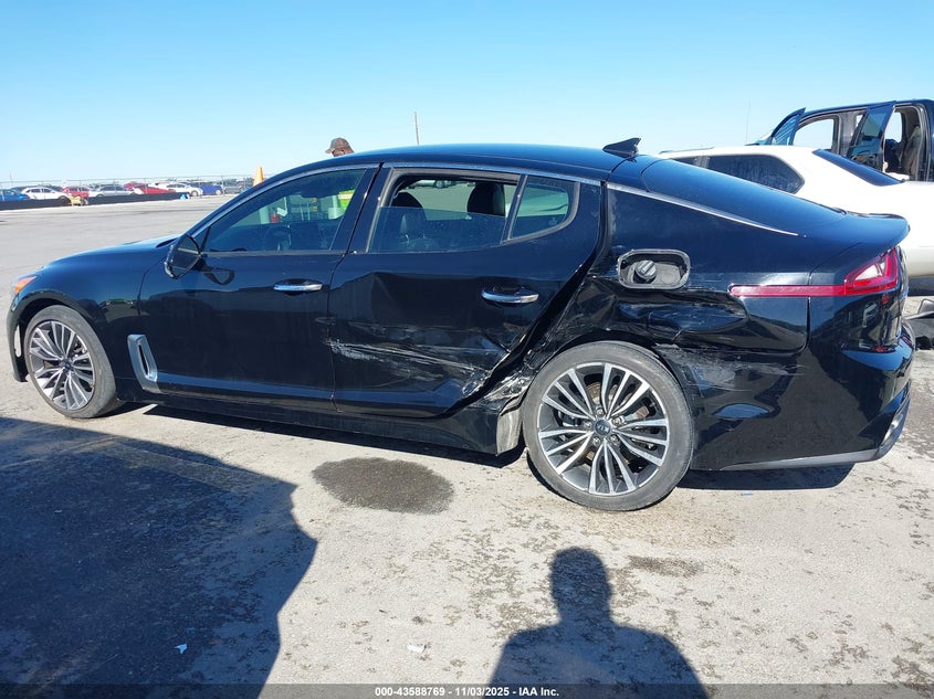 2019 KIA STINGER KNAE15LA7K6044742