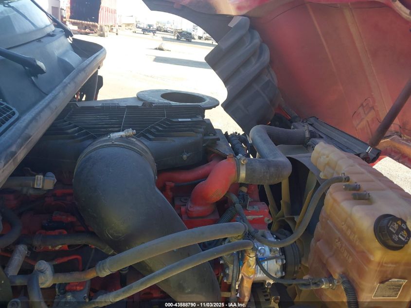 2018 International Lt VIN: 3HSDZAPR1JN417404 Lot: 43588790