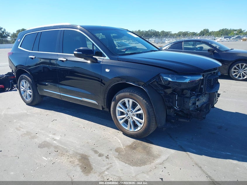 CADILLAC XT6 FWD LUXURY