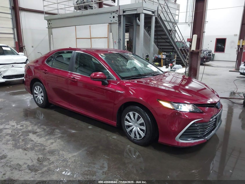 2021 TOYOTA CAMRY LE HYBRID - 4T1C31AK6MU030477