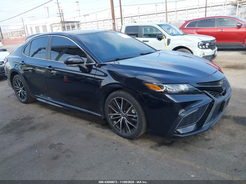 2022 TOYOTA CAMRY SE - 4T1T11AK9NU626402