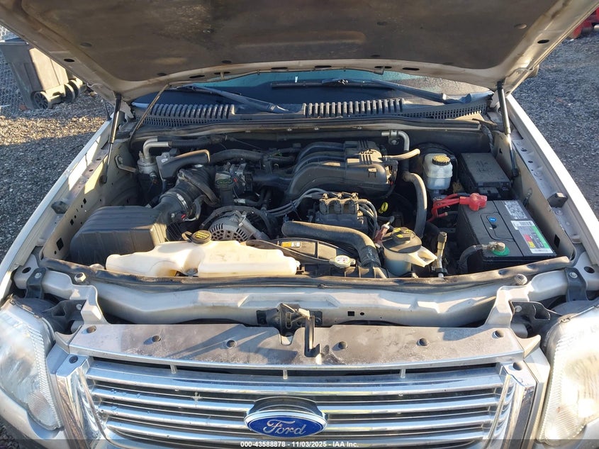 2008 Ford Explorer Sport Trac Xlt VIN: 1FMEU31E58UA31119 Lot: 43588878