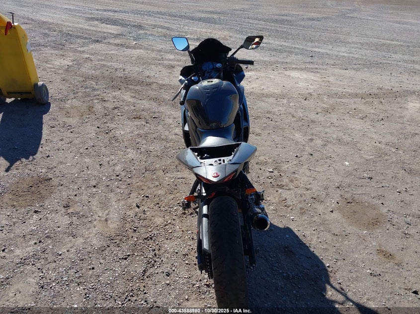 2015 Yamaha Yzfr3 VIN: MH3RH06Y8FK005569 Lot: 43588980