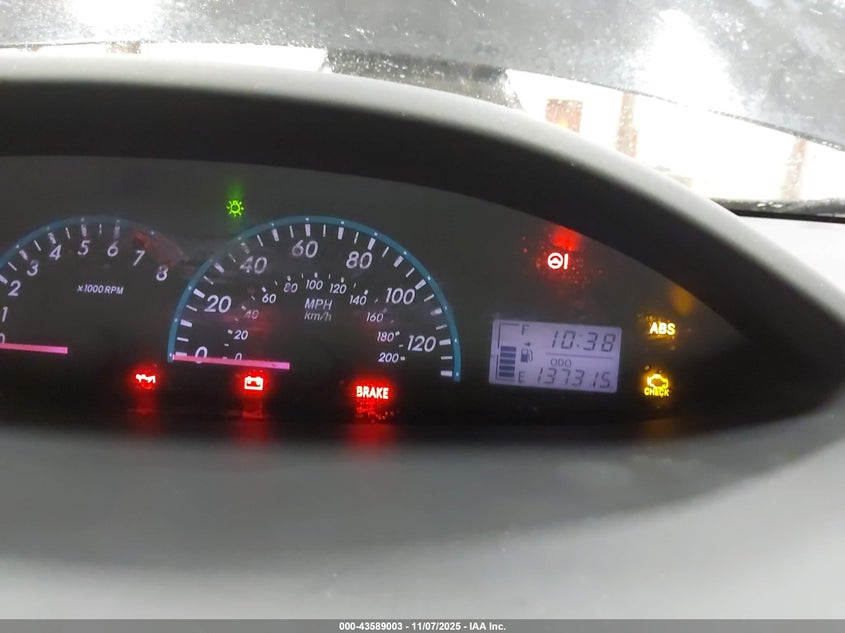 2009 Toyota Yaris VIN: JTDBT903594047240 Lot: 43589003