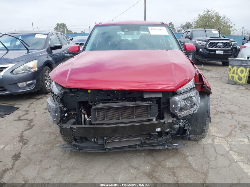 2022 HYUNDAI VENUE SE KMHRB8A34NU154408