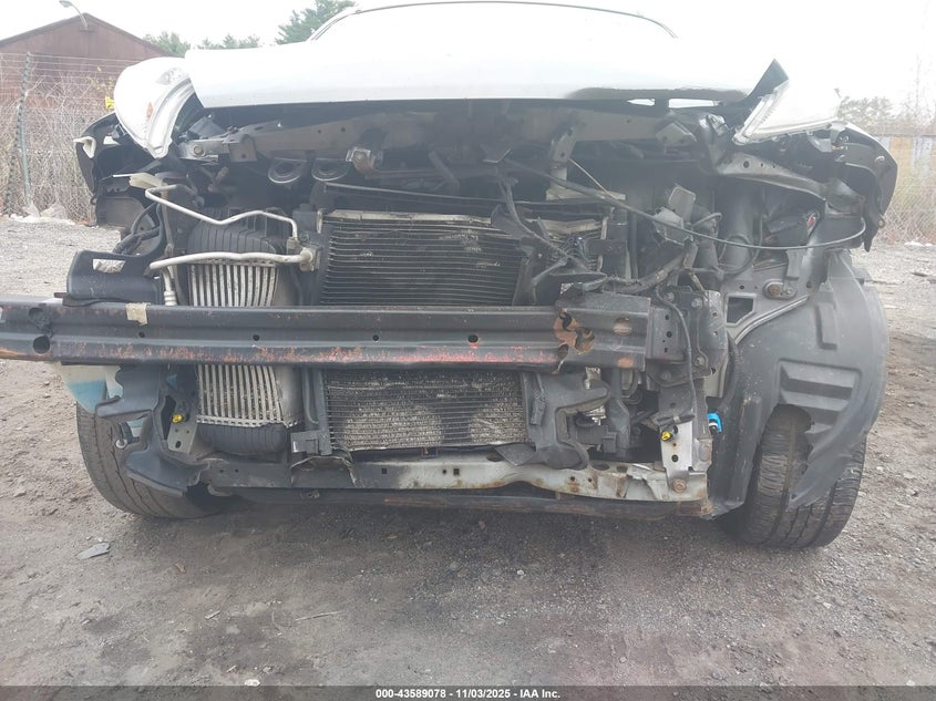 2014 NISSAN JUKE SV JN8AF5MV6ET48077