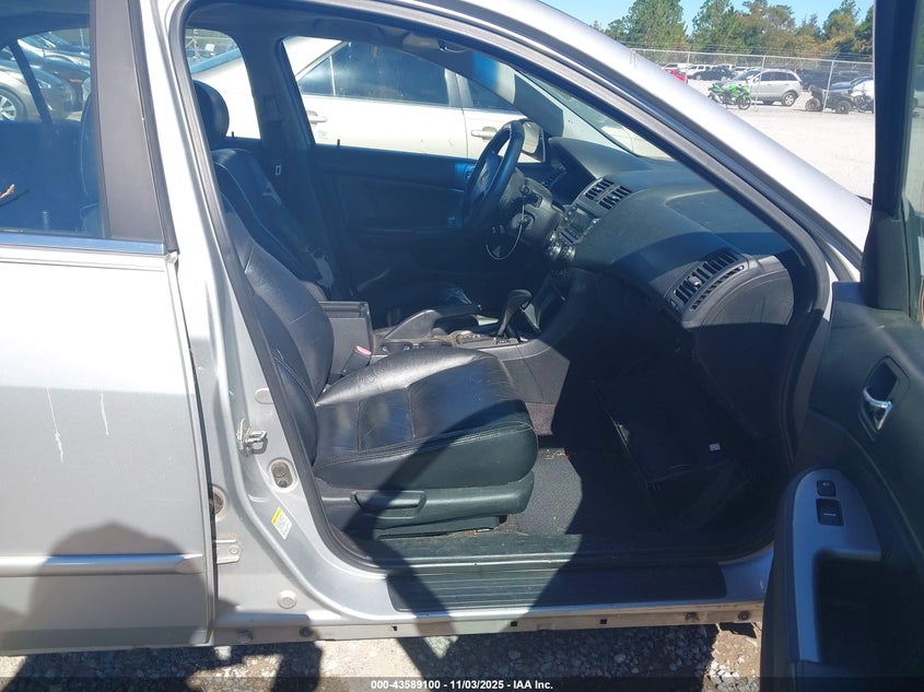 1HGCM56806A003139 2006 HONDA ACCORD photo no. 5