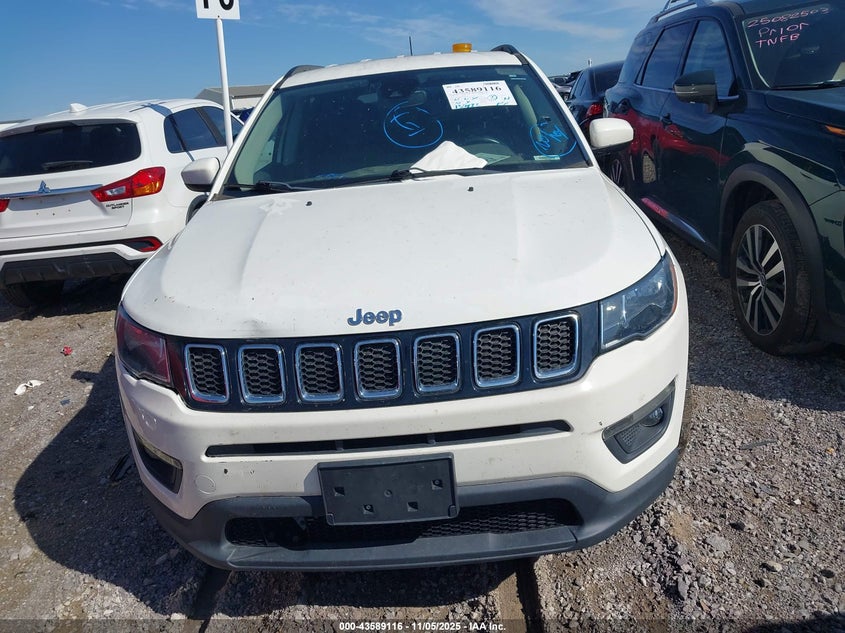 2019 Jeep Compass Latitude Fwd VIN: 3C4NJCBB9KT802894 Lot: 43589116