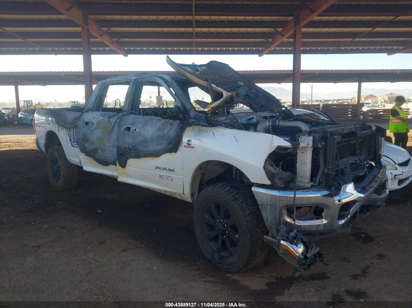 RAM 2500 BIG HORN 4X4 8 BOX