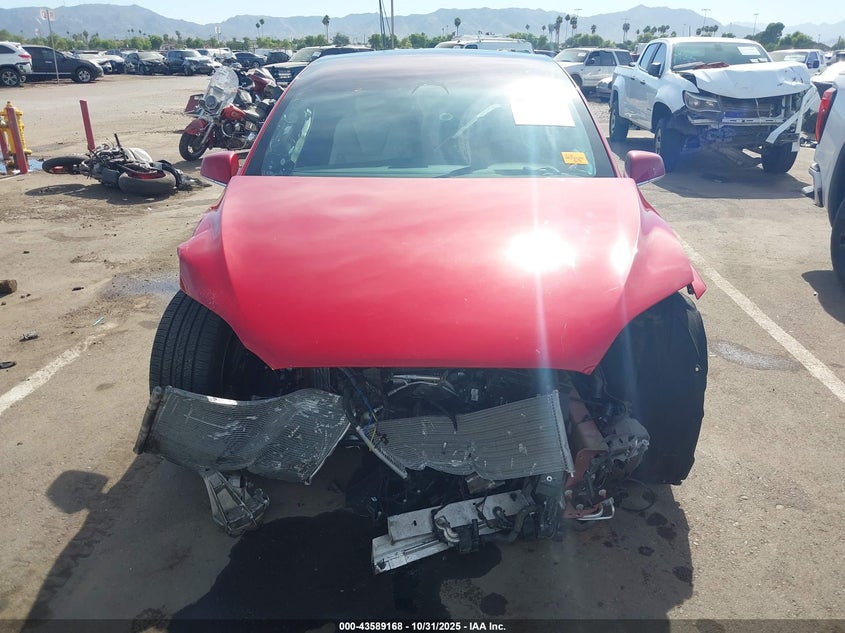 2020 Tesla Model X VIN: 5YJXCAE2XLF300141 Lot: 43589168