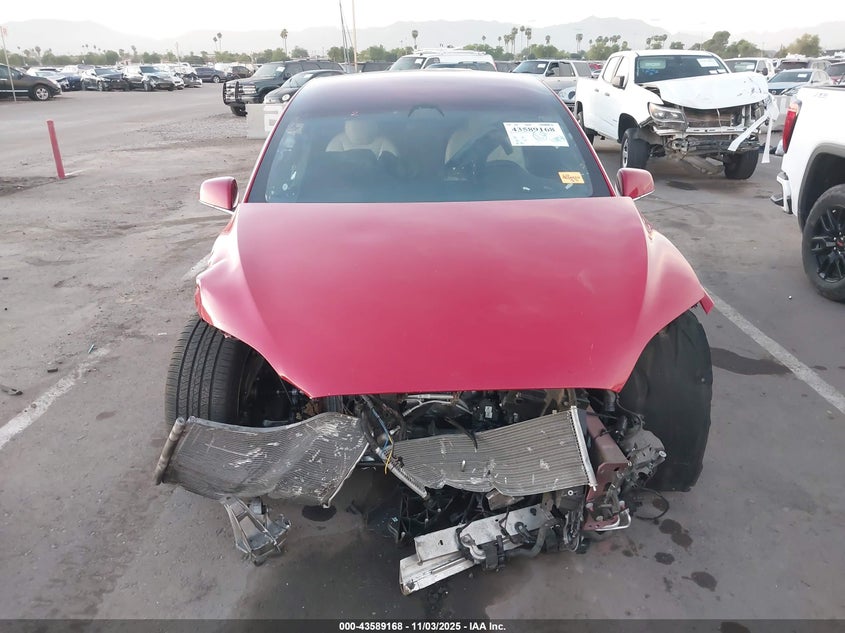 2020 Tesla Model X VIN: 5YJXCAE2XLF300141 Lot: 43589168