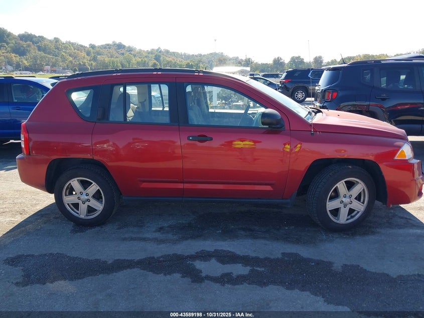 2008 Jeep Compass Sport VIN: 1J8FT47W88D750083 Lot: 43589198
