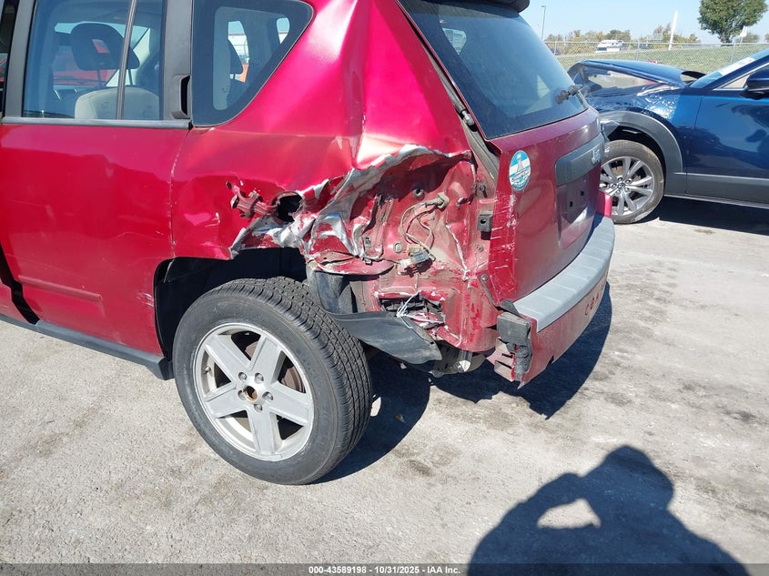 2008 Jeep Compass Sport VIN: 1J8FT47W88D750083 Lot: 43589198