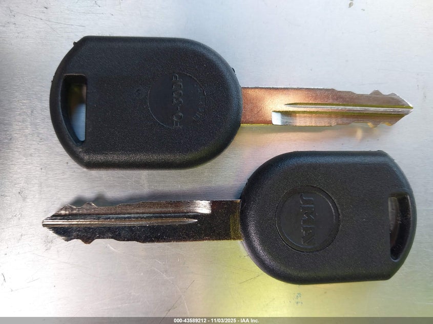 2004 Mercury Grand Marquis Gs VIN: 2MEFM74W94X623578 Lot: 43589212